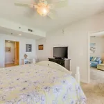 Splash Resort 1406E